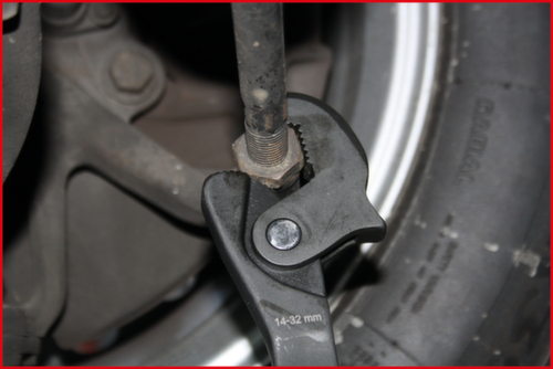 Eenhandige multifunctionele sleutel