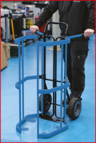 Trolley op wielen en vaten