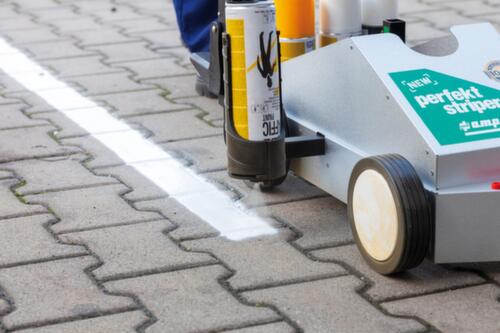 Vloermarkeerinrichting New Perfekt Striper® voor spuitverf