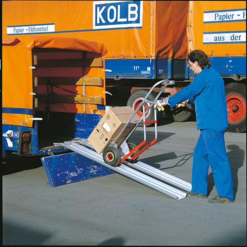 Lichte laadrail met oplegdeel en aanslaghoek