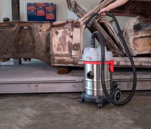 Nat- en droogzuiger ARTOS met cycloon waterafscheider, vermogen 1200 W, werkbreedte 360 mm