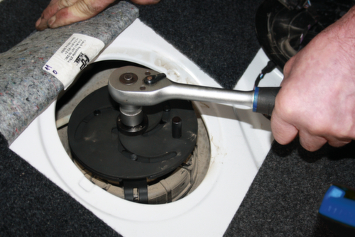 Brilliant Tools Universal refueling wrench